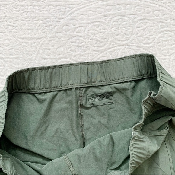 Patagonia Fleetwith Skort, Kale‎ Green - Picture 6 of 6